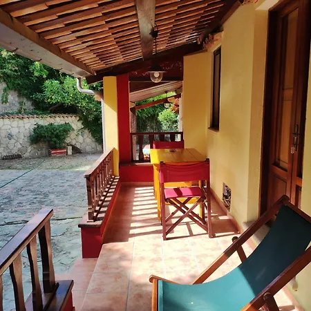 Antico Casale Del Buono בית נופש Falconara Albanese